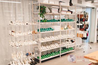 时尚零售新实验 &OtherStories与Helena Carlberg合作打造零售空间“实验室”